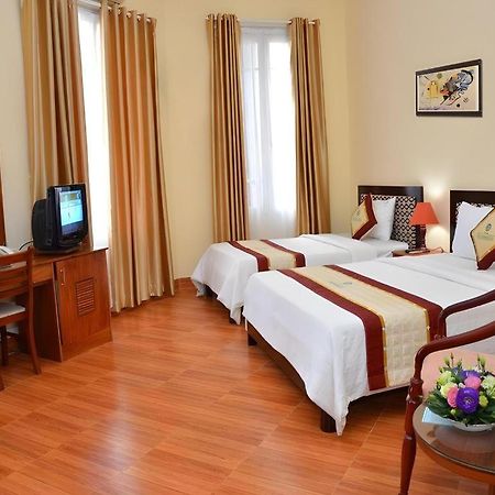 7S โฮเต็ล ทูบอน ดานัง Hotel ภายนอก รูปภาพ