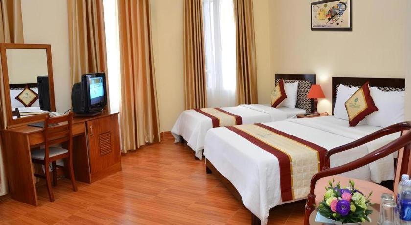 7S โฮเต็ล ทูบอน ดานัง Hotel ภายนอก รูปภาพ