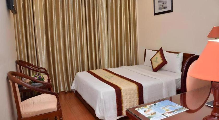 7S โฮเต็ล ทูบอน ดานัง Hotel ภายนอก รูปภาพ