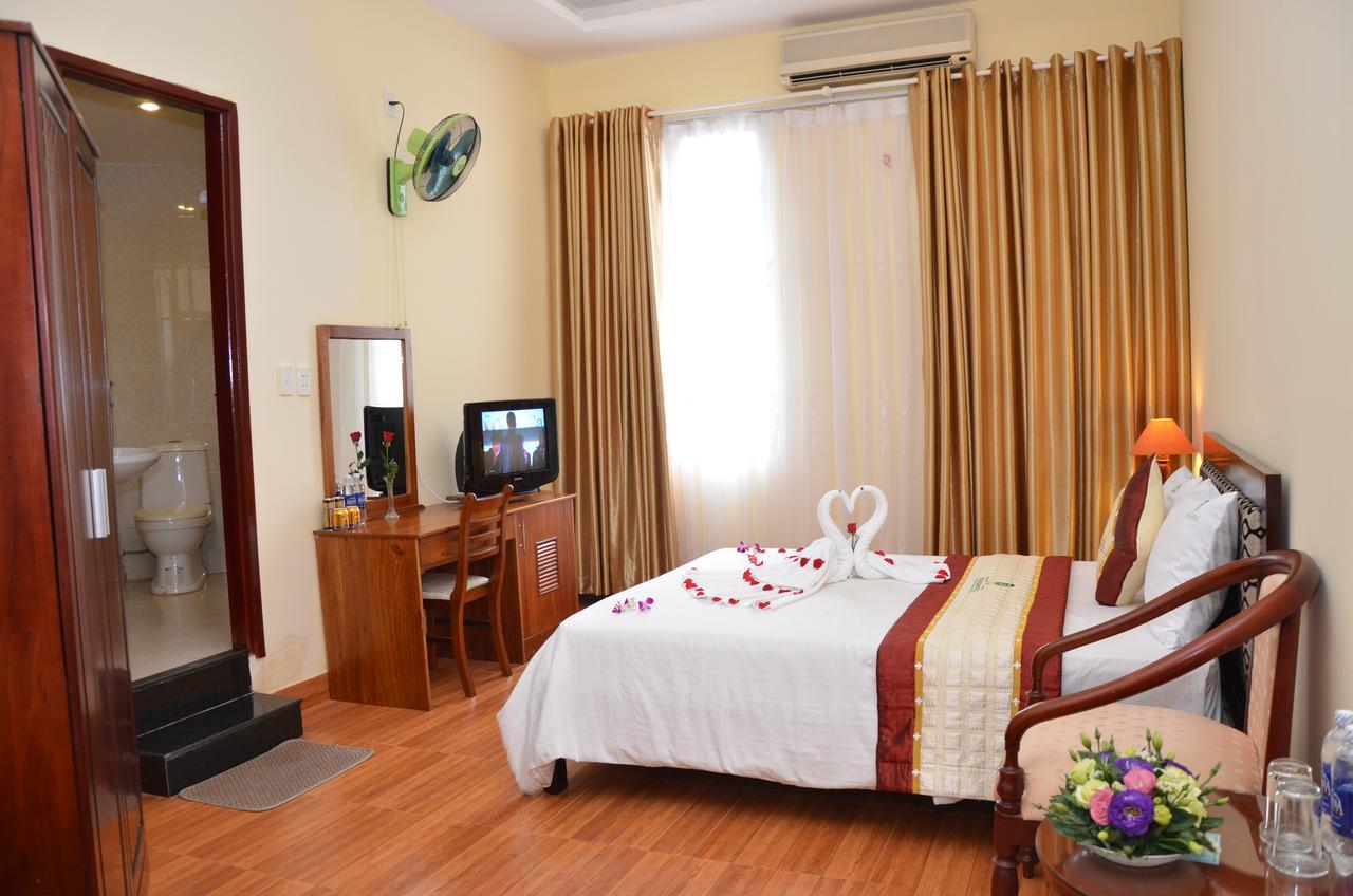 7S โฮเต็ล ทูบอน ดานัง Hotel ภายนอก รูปภาพ